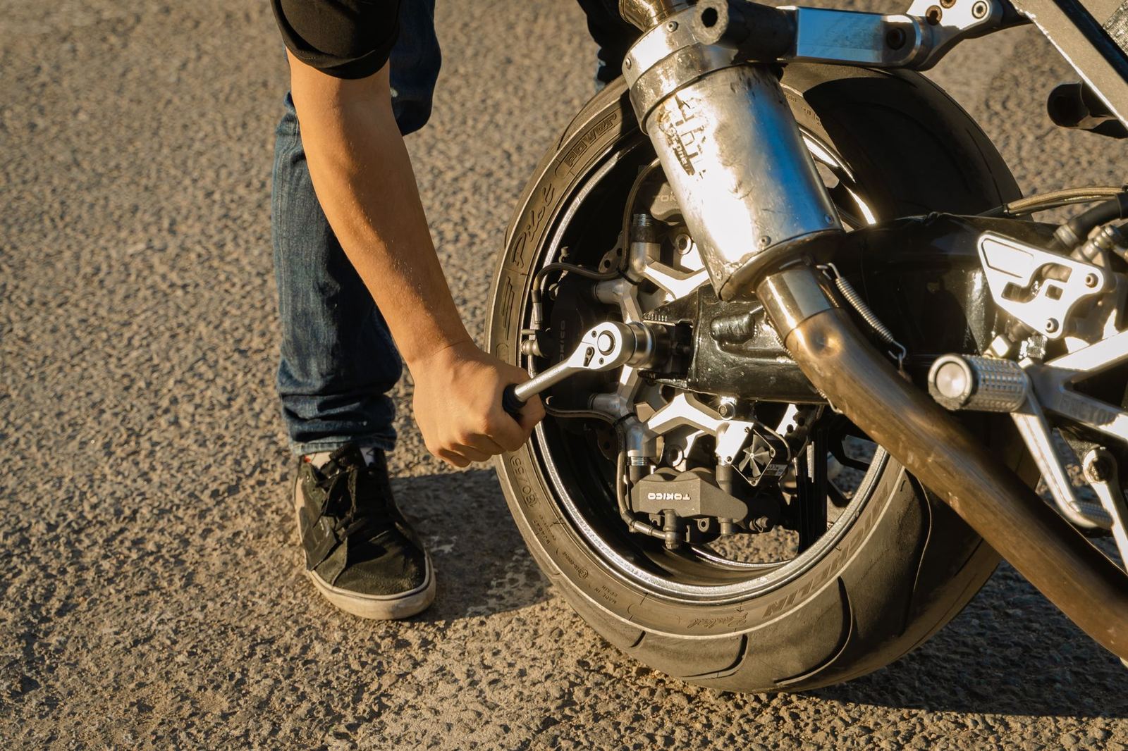 How Is Bolt Tightening Torque Calculated? Preload and the K Factor